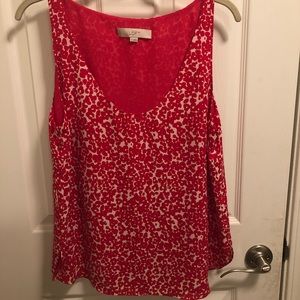 White and pink patterned flowy tank top